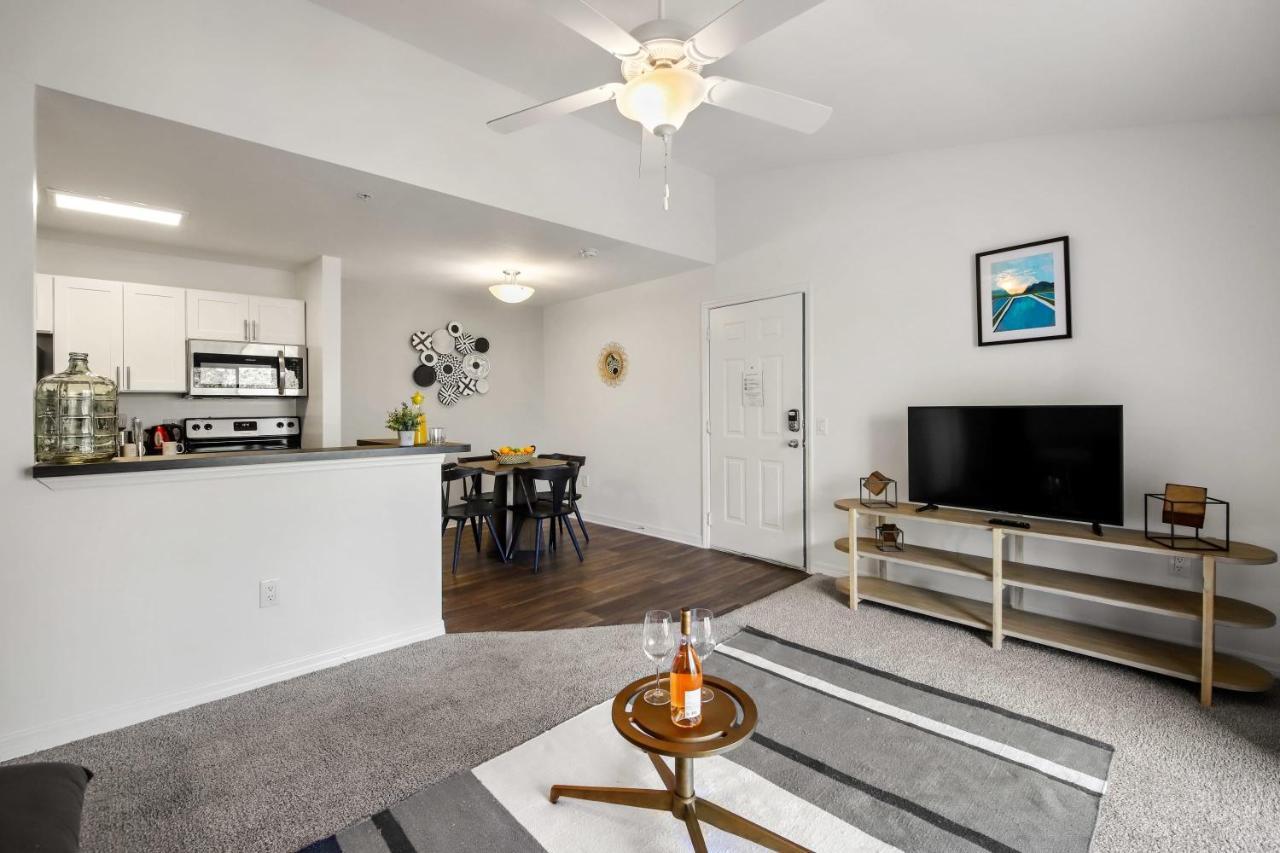 Comfy And Spacious 1Br W Pool Gym Workspace Bradenton Exteriör bild