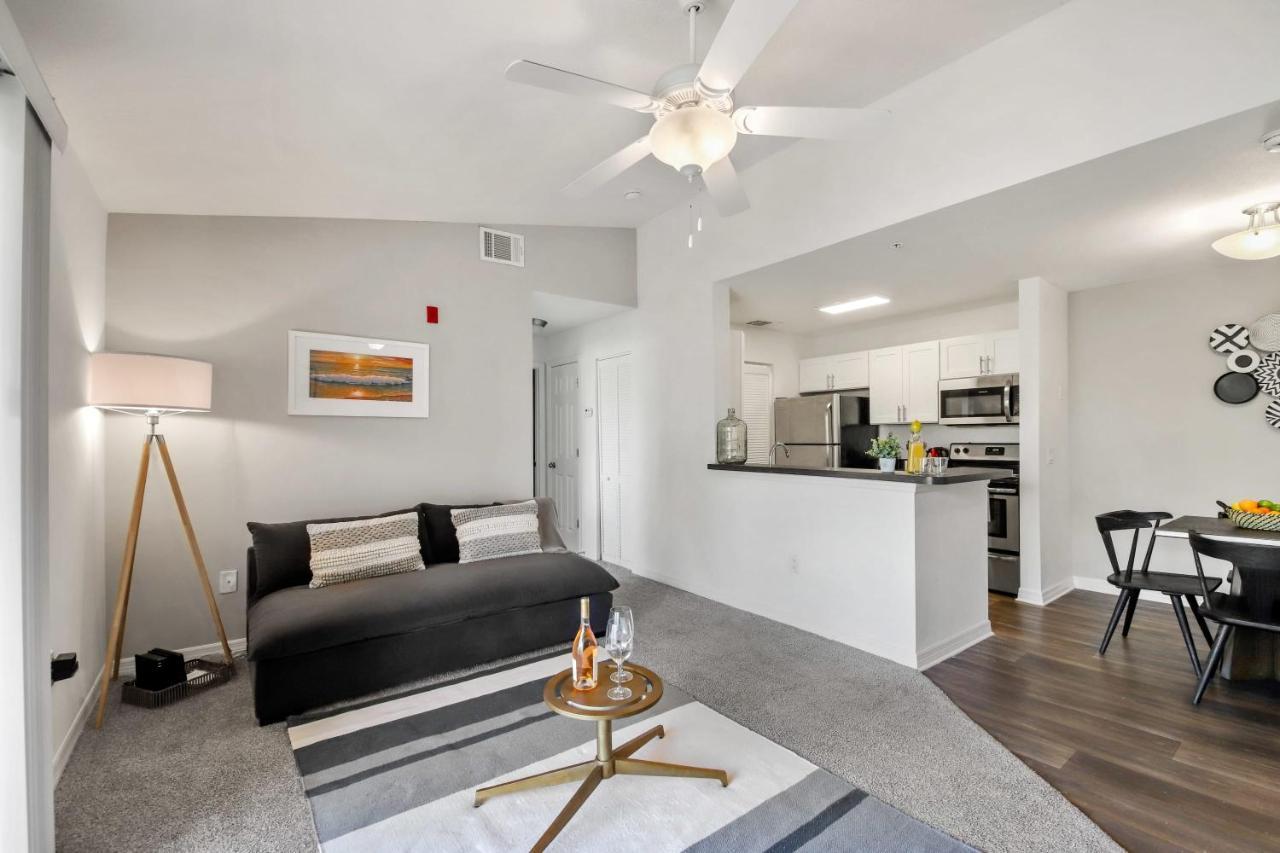 Comfy And Spacious 1Br W Pool Gym Workspace Bradenton Exteriör bild
